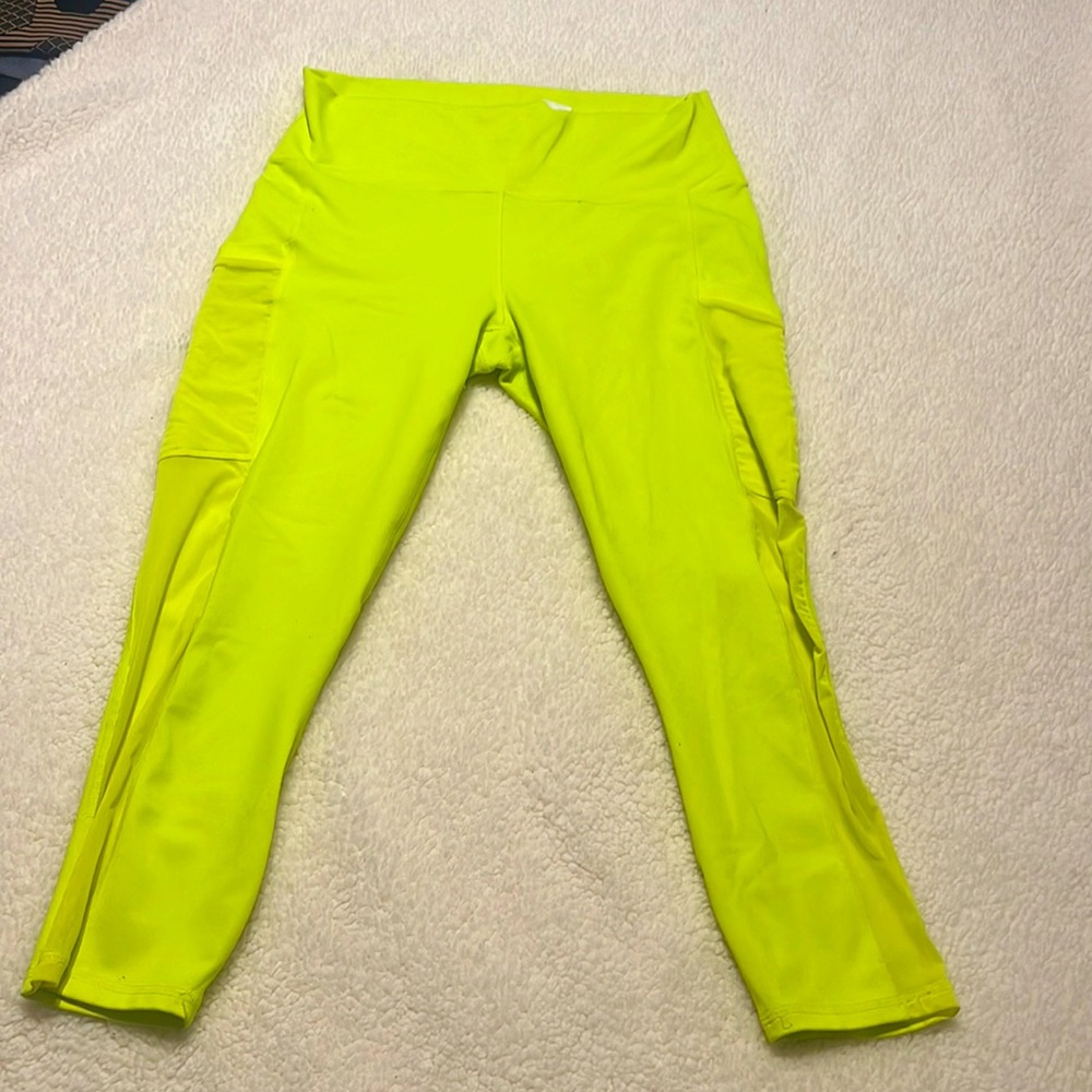 Fabletics Neon yellow leggings - good used condition